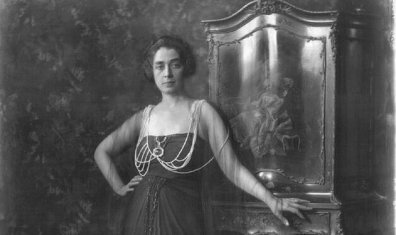 Sur les traces de la princesse Bibesco écrit par Emilie Dhérin